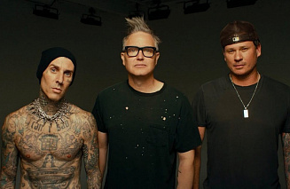 Выходит юбилейное переиздание blink-182 ─ Take Off Your Pants And Jacket