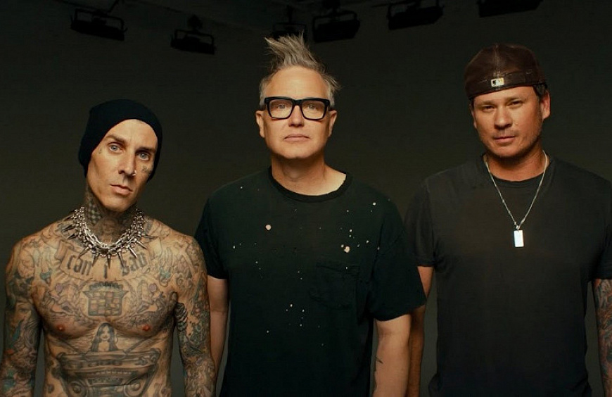 Выходит юбилейное переиздание blink-182 ─ Take Off Your Pants And Jacket