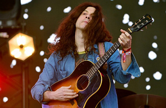 Back To Moon Beach: выходит мини-альбом Курта Вайла