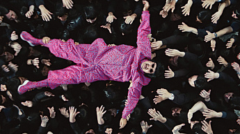 Oliver Tree ─ Alone In A Crowd: спрашивайте в магазине