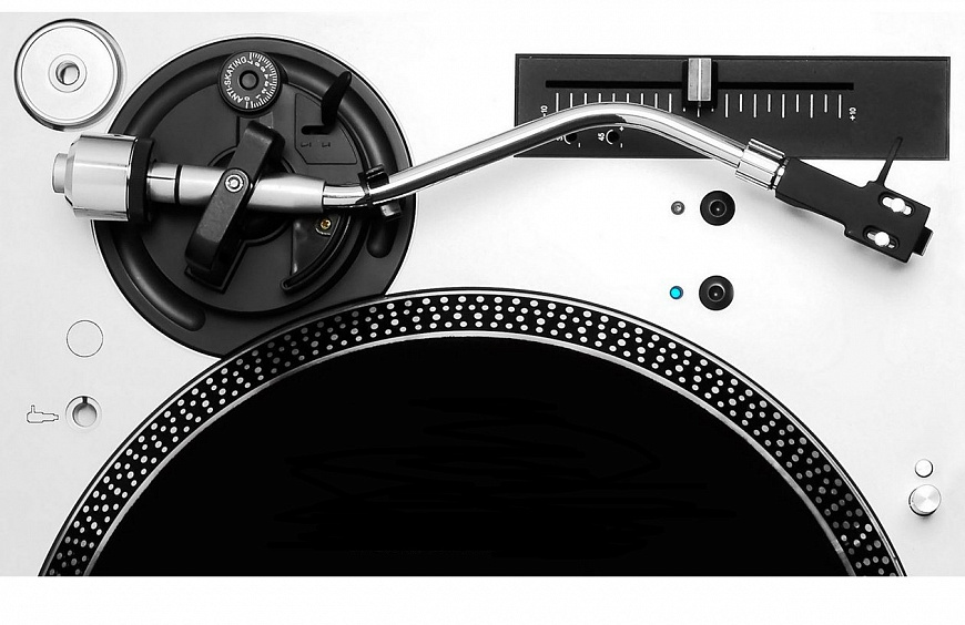 5 помощников ответственных меломанов: представляем необходимые аксессуары для ухода за аудиосистемой и коллекцией