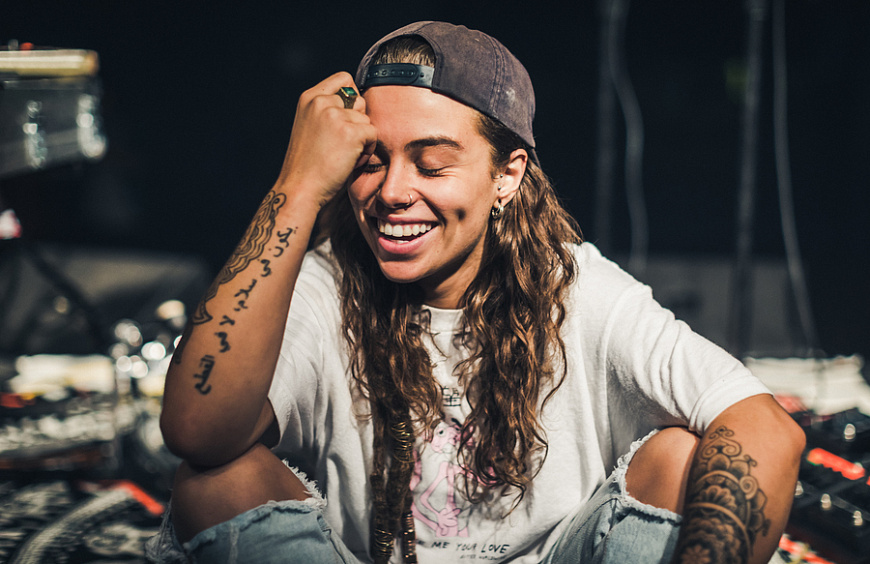 Дебютный альбом австралийки-рок-вундеркинда – Tash Sultana -Flow State – появится в продаже в конце лета