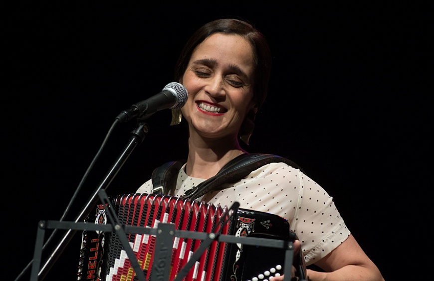 Зажигательное Поп-Латино от Julieta Venegas: выходит переиздание третьего альбома певицы на виниле