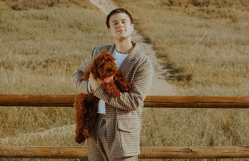 Alec Benjamin и его второй альбом (Un)commentary – в Soul's Sound